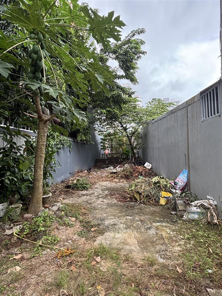 Bán lô đất mặt tiền đường an cư 7 sát công viên hồ nghinh, dt 100m2 ngang 5m