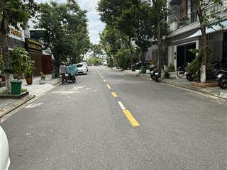 Bán đất biển mt đường 7m5 hà tông huân dt 90m ngang 5m