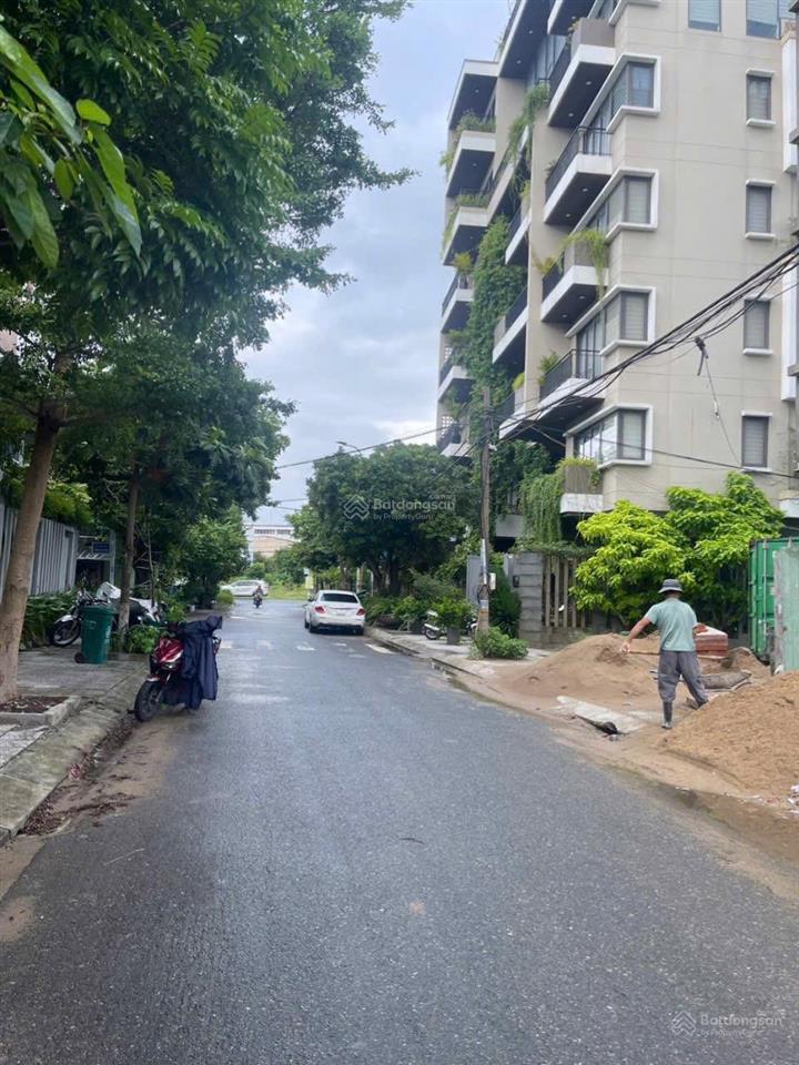Bán lô đất biển mặt tiền đường lê thước gần hồ nghinh, dt 90m2 ngang 5m