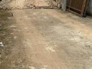 Bán 60,1m2 đất tại an áo, an hưng, an lão. ngõ 3m ôtô ra vào hướng tây nam. giá chỉ 3xxtr. k lỗi gì