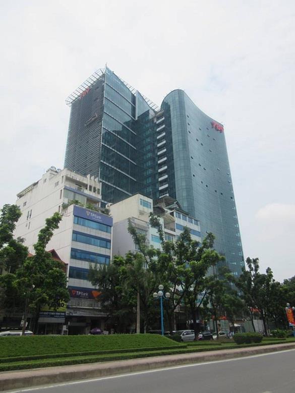 Công ty chúng tôi cho thuê tòa nhà 789 hoàng quốc việt, dt 200m2, giá 300k/m2/th