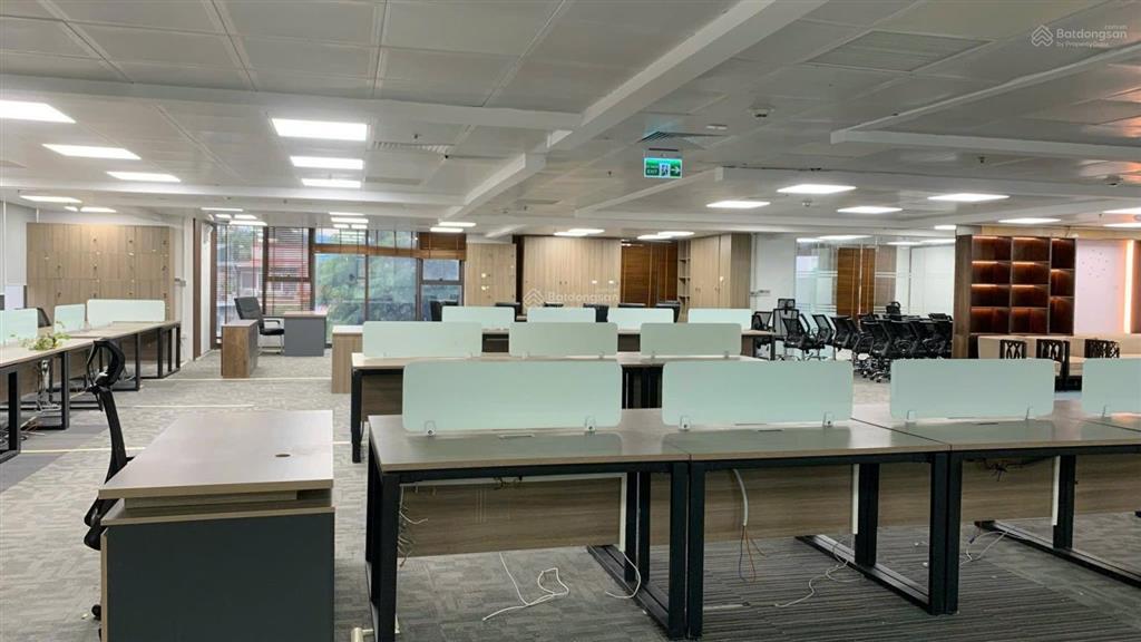 Cho thuê văn phòng tòa fafilm 19 nguyễn trãi, diện tích 300m²  giá thuê 300 nghìn/m2/tháng