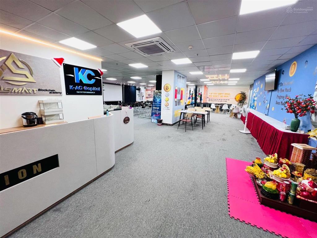 Cho thuê văn phòng tại tòa nhà ngọc khánh building 37 nguyễn sơn, lb, dt 200m2