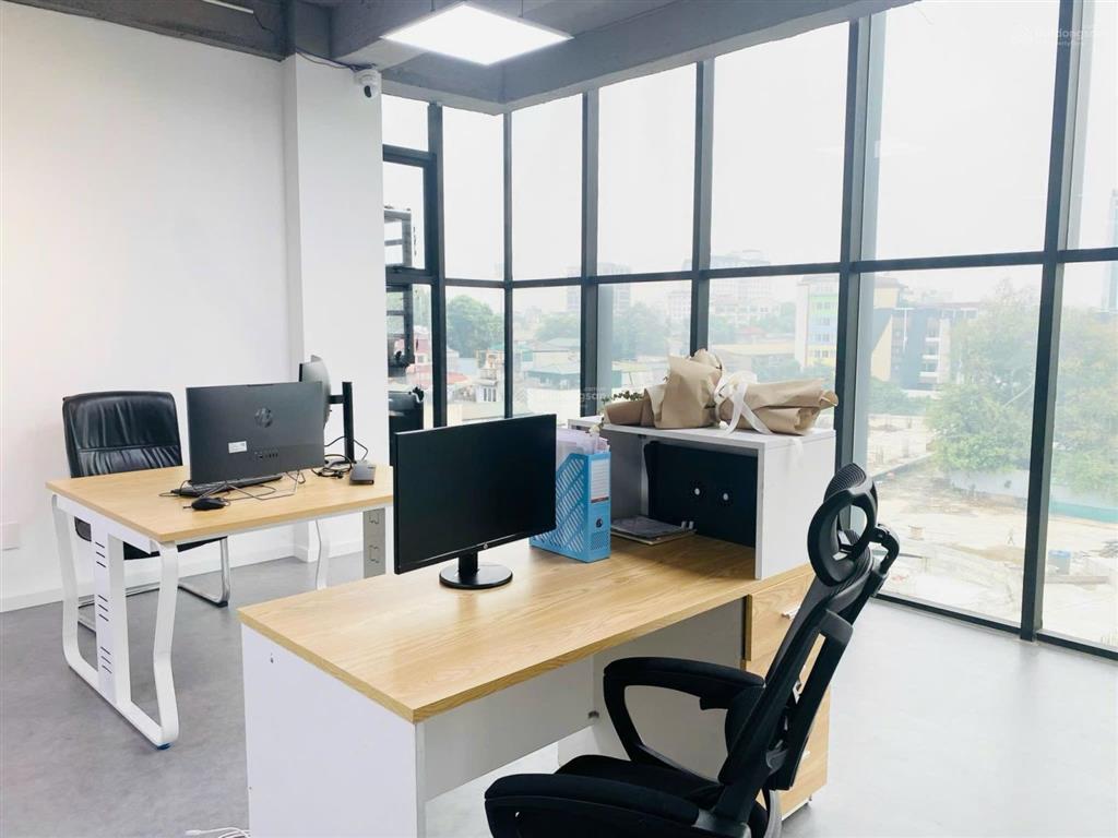 Bql cho thuê văn phòng toà, chung cư han jardin ngoại giao đoàn dt 196m2, 400k/m2