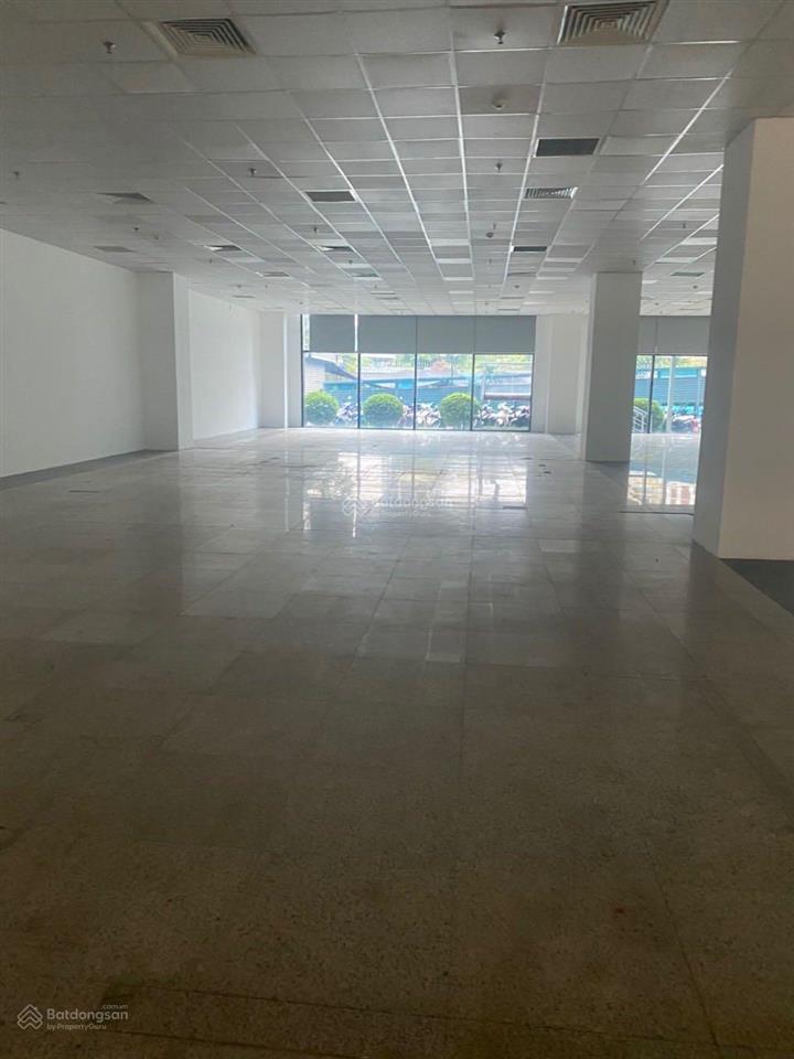 Bql cho thuê văn phòng toà the matrix one mễ trì dt 165m2 giá 140k/m2/tháng