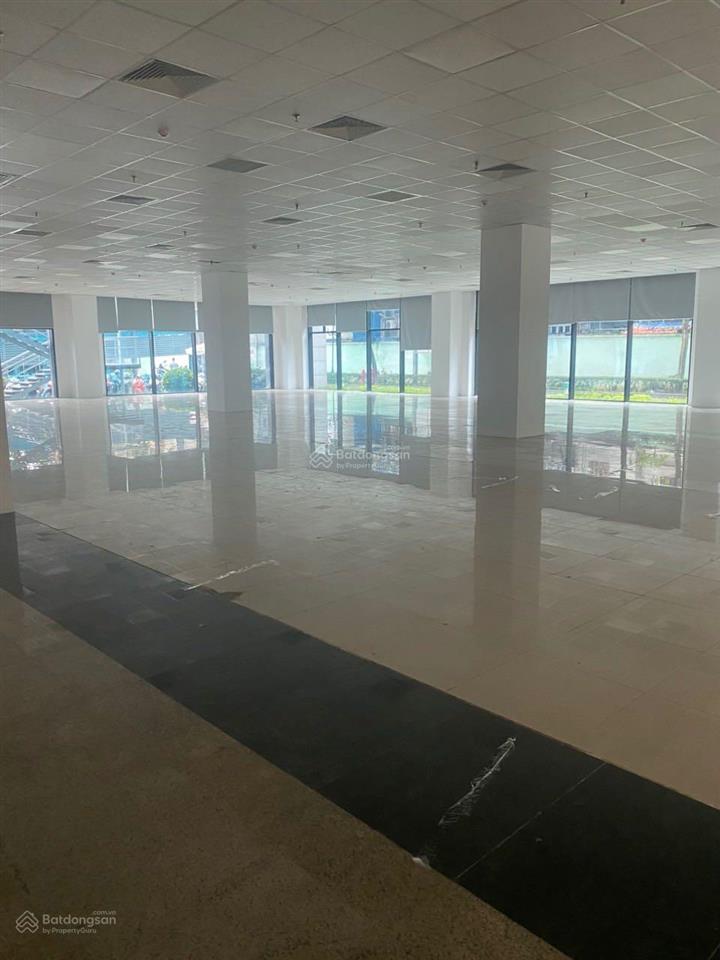 Bql cho thuê văn phòng toà the matrix one mễ trì dt 165m2 giá 140k/m2/tháng