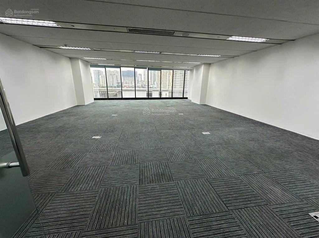 Bql cho thuê toà nhà văn phòng charmvit tower, số 117 trần duy hưng, dt 250m2, 300k/m2/th