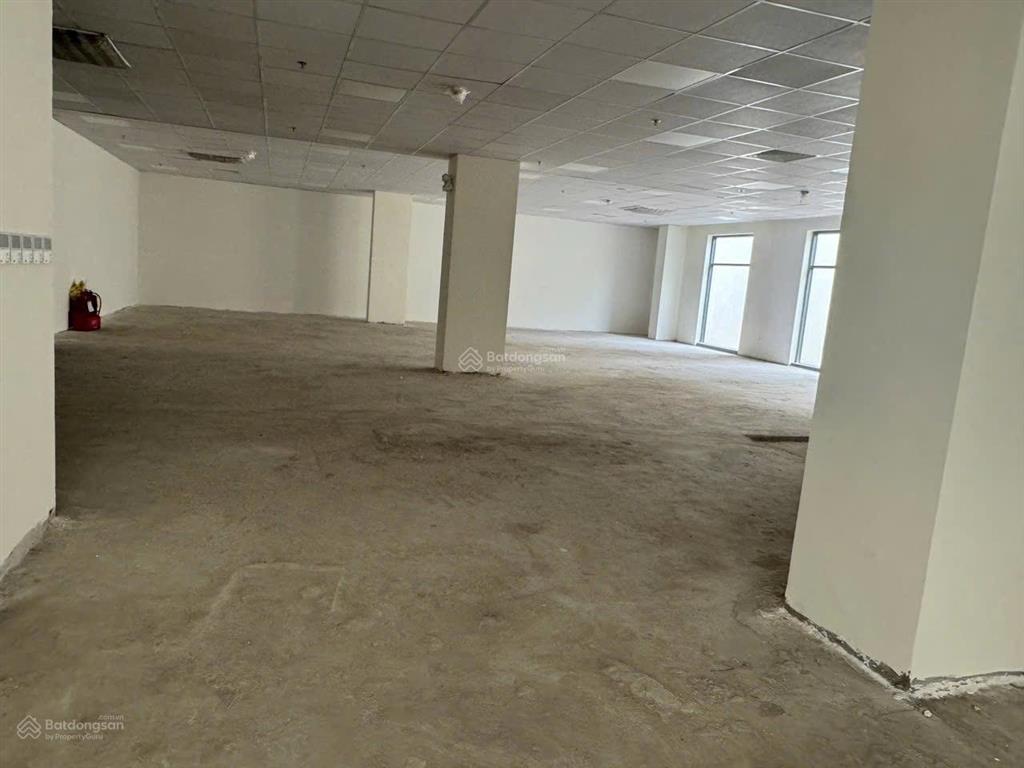 Bql cho thuê toà nhà văn phòng 89 lạc long quân  tây hồ, dt 500m2 giá 300 nghìn/m2/th