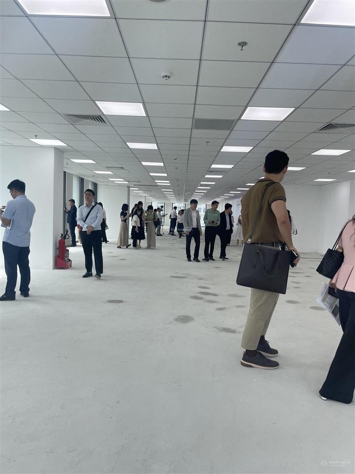Bql cho thuê văn phòng tòa the west 265 cầu giấy  diện tích 300m2  giá 350k/m2/th