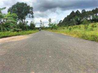 Cần tiền bán gấp lô đất mặt tiền đường nhựa 10x85m, giá 370 triệu