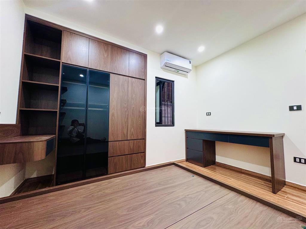 Tòa apartment đẳng cấp 188m2x8t thang máy. nội thất cao cấp  pccc phố nguyễn khánh toàn, cầu giấy.