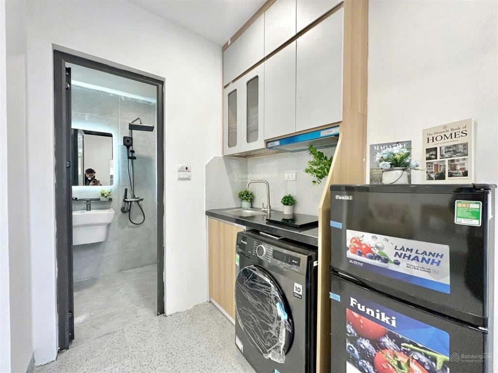 Tòa apartment đẳng cấp 102m2x9t thang máy. full nội thất, pccc, dòng tiền 2.1 tỷ/năm phố linh lang.