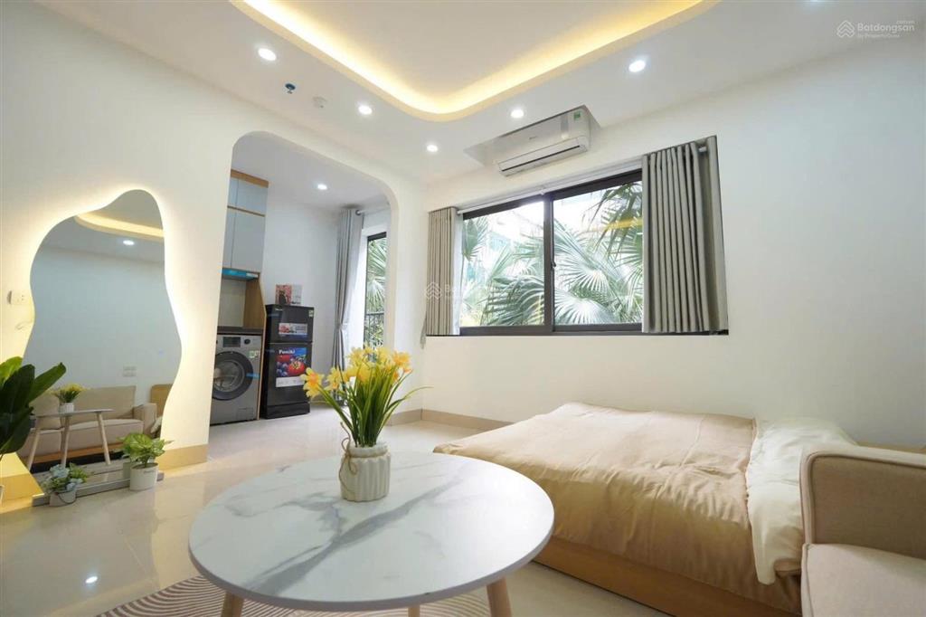 Tòa apartment đẳng cấp 102m2x9t thang máy. full nội thất, pccc, dòng tiền 2.1 tỷ/năm phố linh lang.