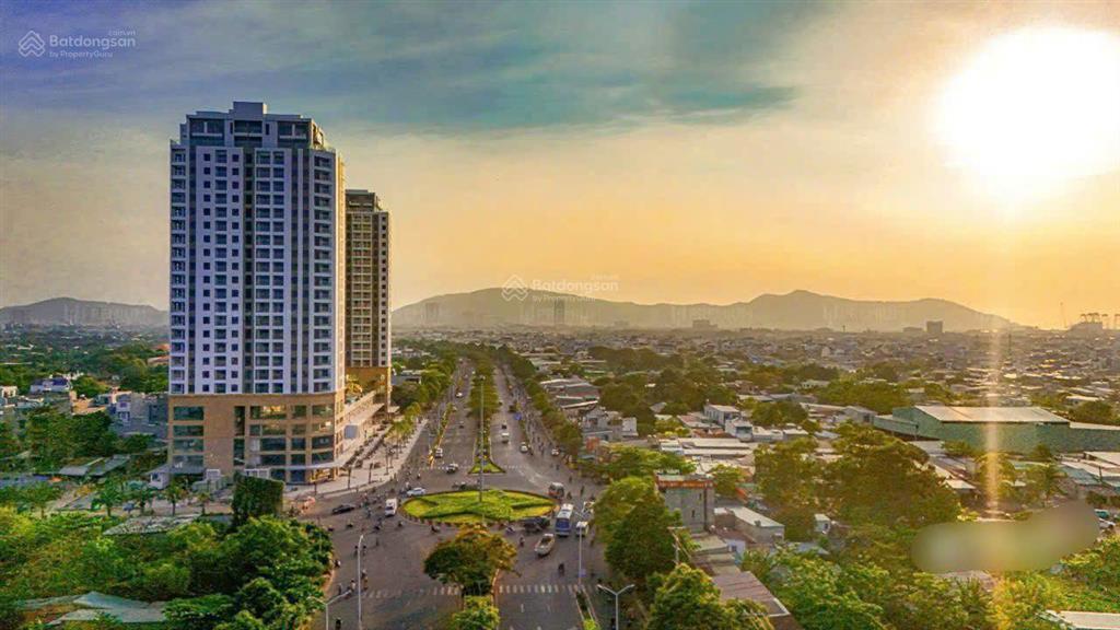 Bán shophouse mặt tiền nội khu vung tau centre point  1 trệt 2 lầu  214.79m2. giá bán 11.5 tỷ