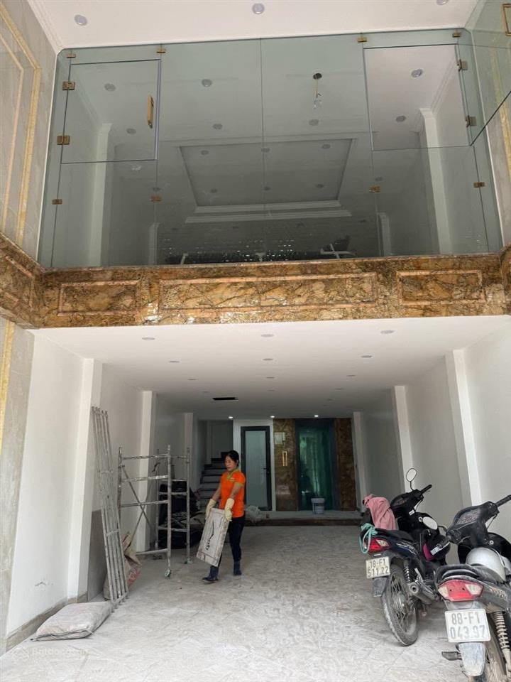 Bán nhà đền lừ dt 80m 7 tầng giá 36 tỷ hàng hiếm  view trung tâm thương mại  đền lừ 2 vỉa hè