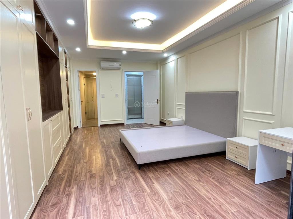 Chính chủ bán nhà kim ngưu 86m2, 5 tầng thang máy, ô tô đỗ trong sân, full nội thất