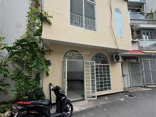Nhà nguyên căn 40m2 sử dụng, 2 tầng, hxh nguyễn thượng hiền giáp phú nhuận  giá 7.5 triệu/th