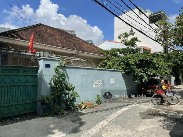 Bán đất góc 2 mặt tiền đường 12m ung văn khiêm, bình thạnh, 8x20m, sản phẩm hiếm, sổ a4