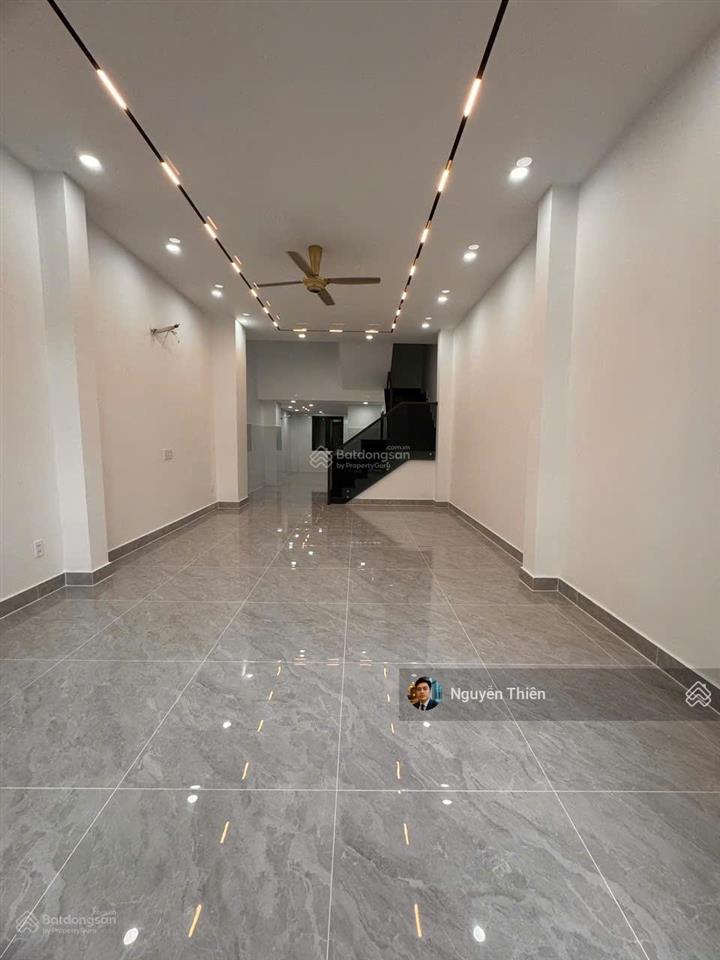 Ngã tư hàng xanh! bán nhà bình thạnh 4x20m sát mặt tiền, hẻm 12m xe hơi rộng rãi, kết cấu mới đẹp