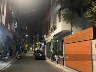 Cách ngã tữ phú nhuận 50m. xe tải tới nhà phan đăng lưu, pn (4x20m~80m2) sẵn 5 tầng. chỉ 15 tỷ tl.