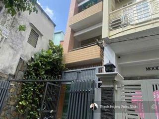 Nhà đẹp + nở hậu 9,7m  hxh trần nhật duật, q1  dt 111m2  có 3 tầng ở ngay giá  chỉ 22 tỷ tl