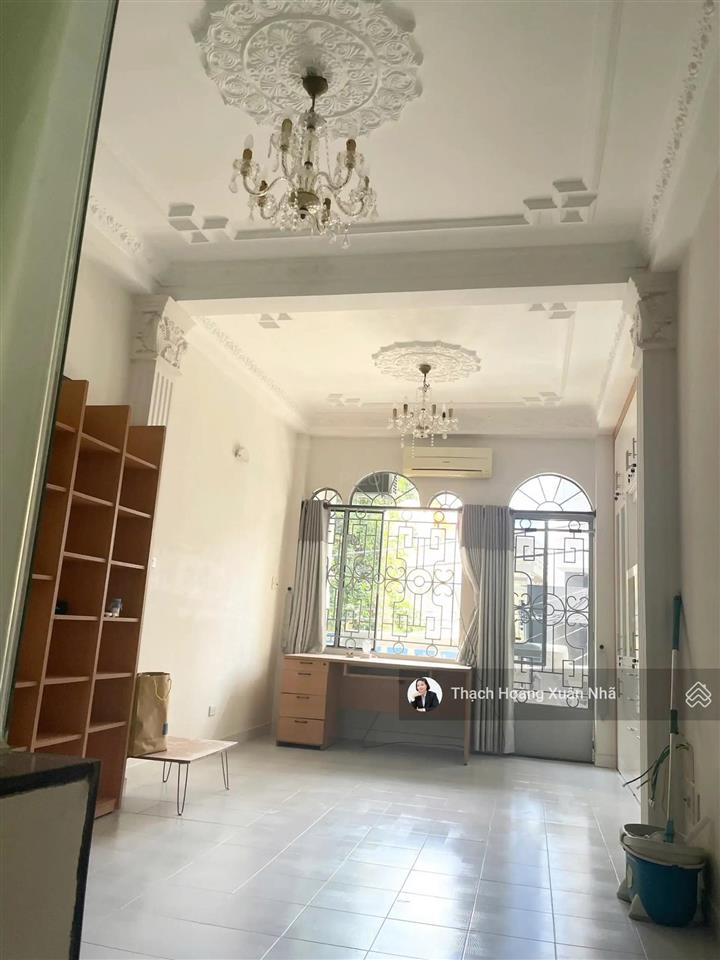 Siêu hiếm, mặt tiền nguyễn thị huỳnh  nguyễn văn trỗi, pn  dt 5 x 16,5m  5 tầng  chỉ 11 tỷ