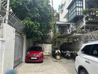 Hiếm có  diện tích to 206m2  hxh võ thị sáu, tđ, q1  8 x 33m  3 tầng  giá 55 tỷ giảm còn 42 tỷ