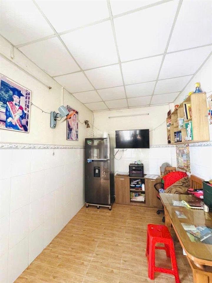Giảm ngay 250tr bán gấp nhà trệt 1 lầu 46m2 ngay trường học phan bội châu
