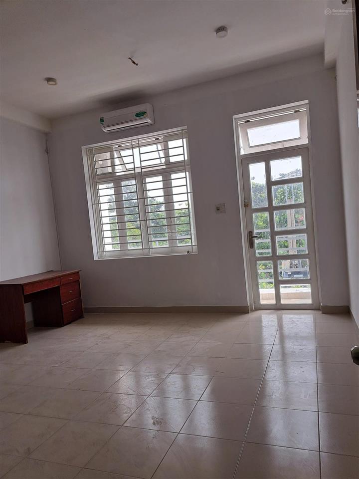 Giảm ngay 1 tỷ bán gấp nhà mt trệt 2 lầu st 3pn + 3wc, 92m2, đông hưng thuận, q12 chỉ còn 9,8 tỷ