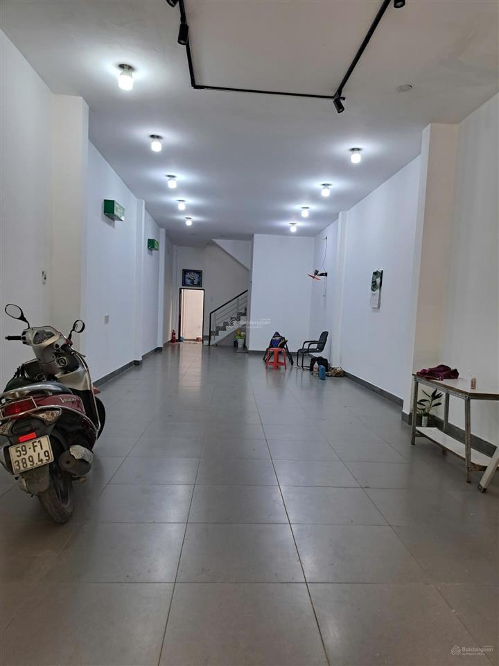 Giảm ngay 1 tỷ bán gấp nhà mt trệt 2 lầu st 3pn + 3wc, 92m2, đông hưng thuận, q12 chỉ còn 9,8 tỷ