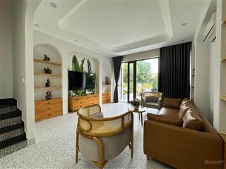 Bán nhà chính chủ gói 8 khu đô thị mỹ gia  đối điện hồ bơi giá chỉ 10ty5