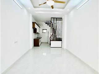 Âu cơ 30m2 xây mới 5 tầng thông sàn 6tỷ200