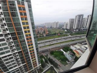 Độc quyền cho thuê căn hộ 3 phòng ngủ diện tích lớn, view hồ bơi và view xa lộ hà nội