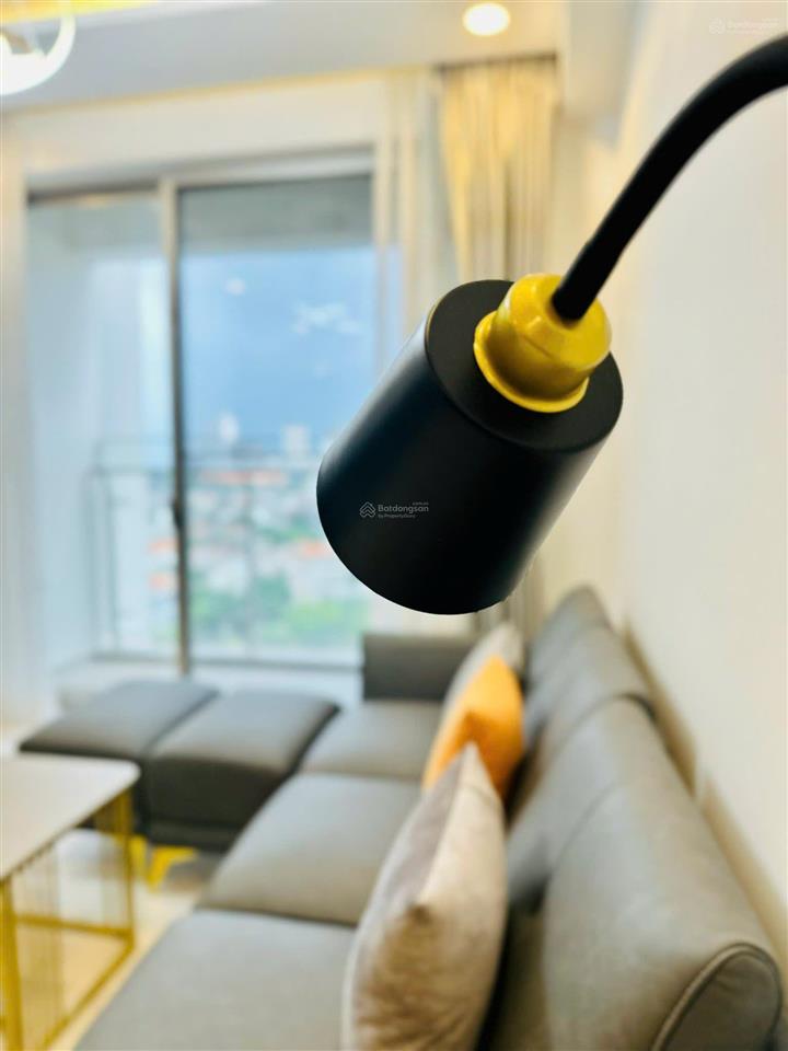 Cho thuê midtown m7 2pn  nội thất đầy đủ tầng cao ô xe hầm  view biệt thự giá 26tr/th.