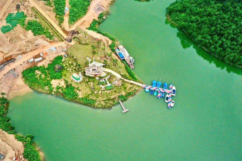 Flamingo Maison 108 tuyệt tác nghỉ dưỡng giữa thiên nhiên hồ Núi Cốc