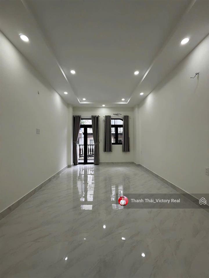 Khu sân bay, bán nhà hxh 6m đường giải phóng, p4, dt 3,7 x 15m [ cn 55,3m2 ] 3 lầu  11.5 tỷ