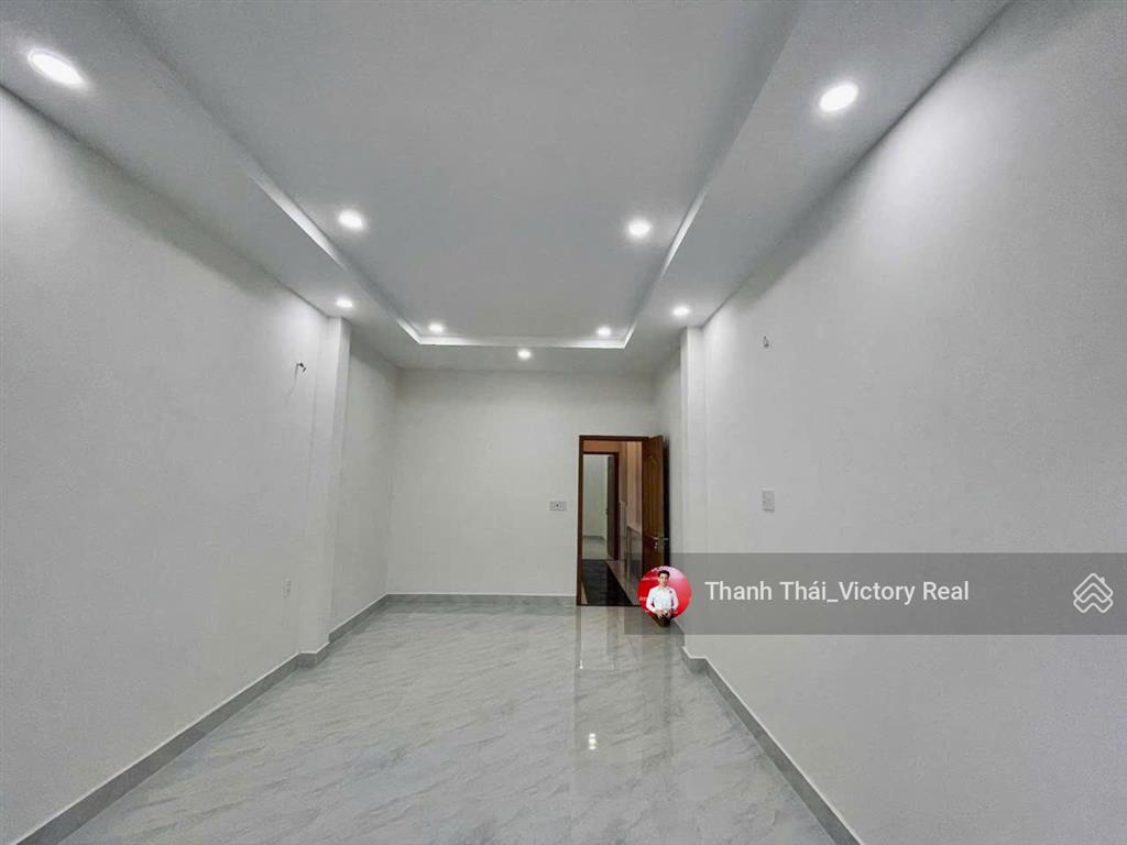 Khu sân bay, bán nhà hxh 6m đường giải phóng, p4, dt 3,7 x 15m [ cn 55,3m2 ] 3 lầu  11.5 tỷ