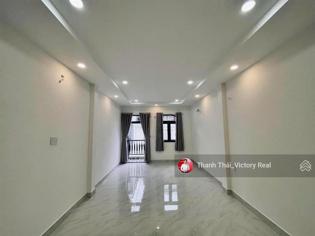 Khu sân bay, bán nhà hxh 6m đường giải phóng, p4, dt 3,7 x 15m [ cn 55,3m2 ] 3 lầu  11.5 tỷ