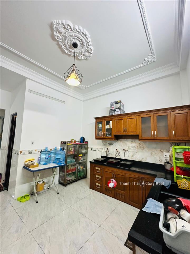 Bán nhà mới đẹp, hxh trường chinh gần chợ hoàng hoa thám  dt 4.2 x 16m 4 tầng  9.5 tỷ tl