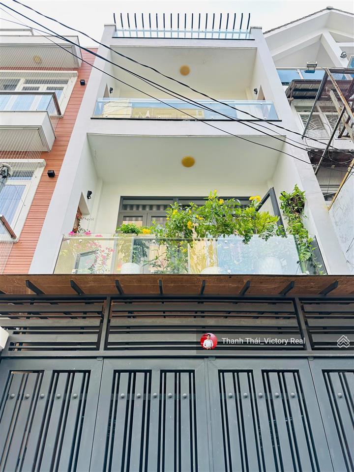 Bán nhà mới đẹp, hxh trường chinh gần chợ hoàng hoa thám  dt 4.2 x 16m 4 tầng  9.5 tỷ tl