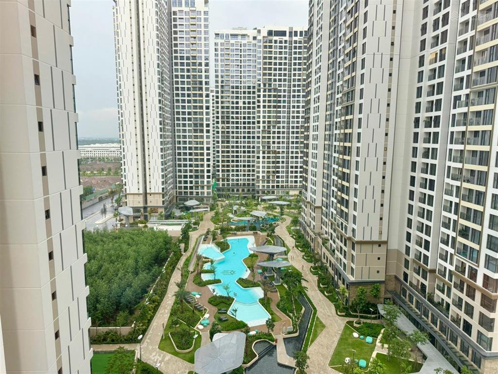 Cho thuê 2pn  75m2 full nội thất khu compound tại vinhomes grand park