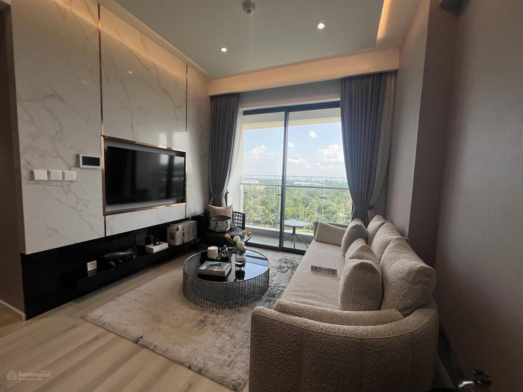 Bán gấp 2pn, 2wc tại lumiere boulevard, 5,4 tỷ, 72m2, q9, hcm