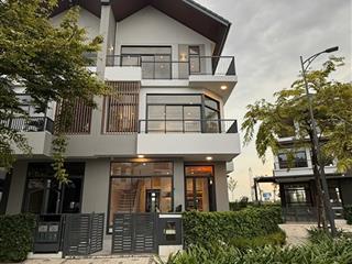 Cho thuê biệt thự id junction, 28 triệu/tháng, 180m2, 3pn, 4wc, 3 tầng