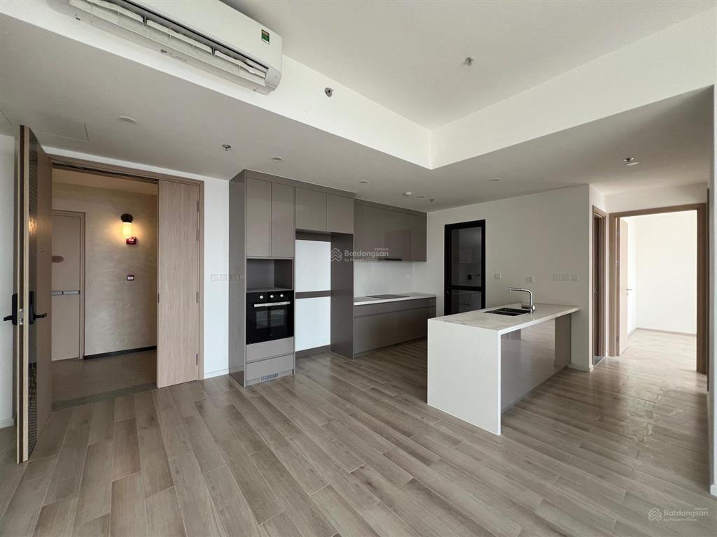 Cho thuê 3pn bếp rèm cách 50m vincom grand park quận 9