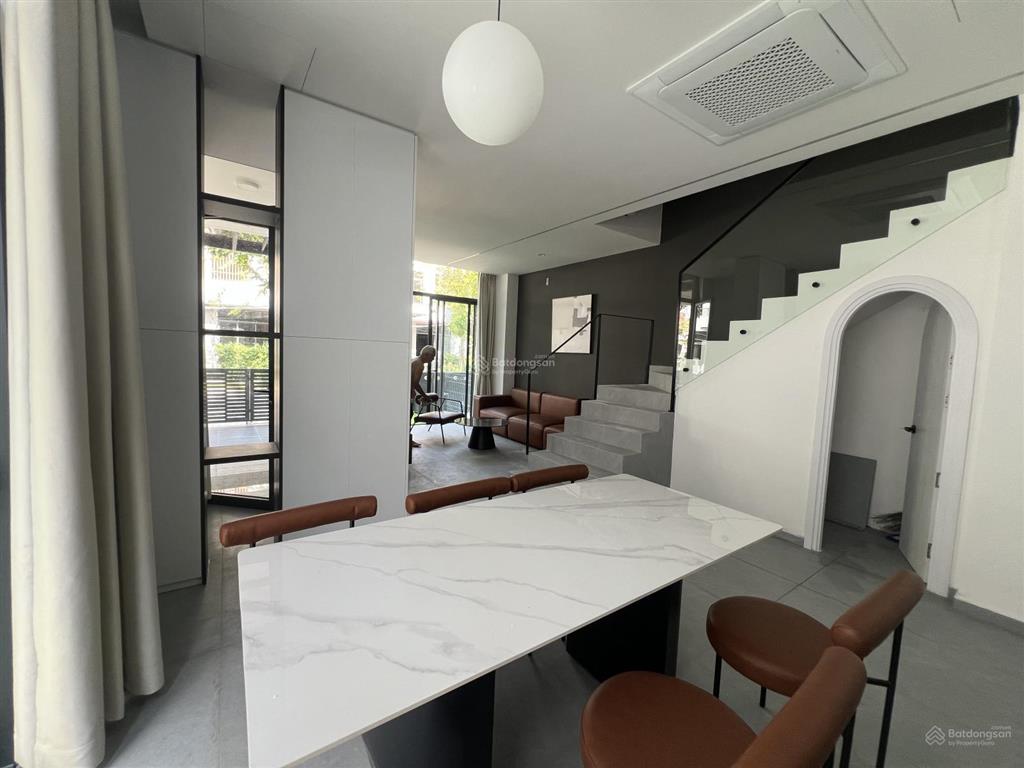 Cho thuê bt 4pn, 4wc, 185m2, 25 triệu vnd/tháng, long thành, đồng nai, giá cực chất hot