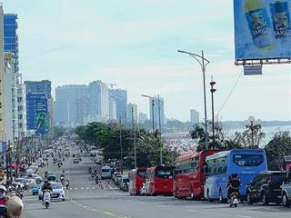 Cần bán khách sạn 2 mặt tiền đường thùy vân