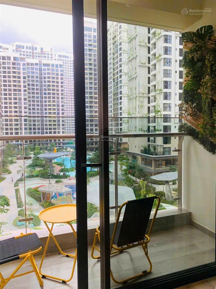 Cắt lỗ nửa tỷ bán gấp ch 2pn 1wc tặng full nội thất tại lumiere boulevard vinhomes grand park