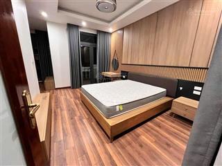 Cho thuê biệt thự sao biển 5 tầng nội thất cơ bản có bếp để ở + kinh doanh vp giá chỉ 20tr/tháng
