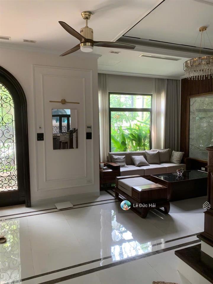 Cho thuê biệt thự sao biển full nội thất xịn thang máy mặt đại lộ vào ở ngay giá chỉ 30tr/tháng