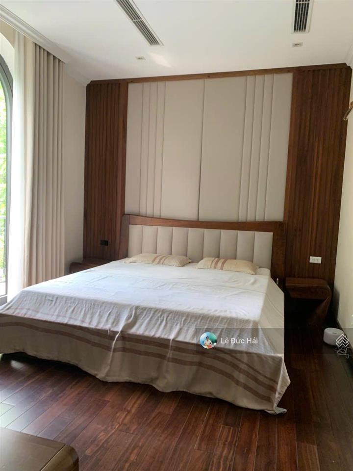 Cho thuê biệt thự sao biển full nội thất xịn thang máy mặt đại lộ vào ở ngay giá chỉ 30tr/tháng